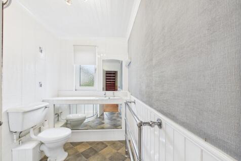 CAM03185G0-PR0111-STILL011