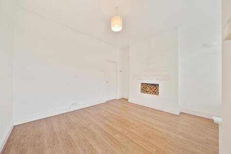EweMove Harrogate Living Room