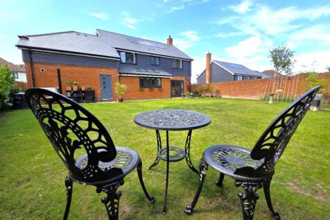 Rear aspect and garden