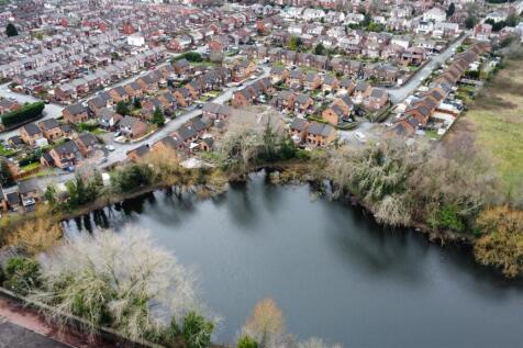 Henley Court For Sale