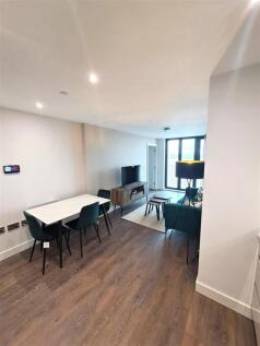 Aqu 6 - Marketing .jpg