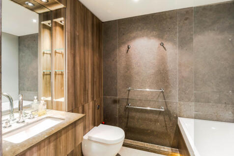 25 Octavia House fpz