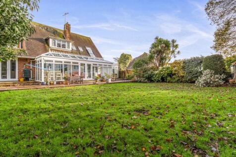 5 Parklands Ave New-026.JPG