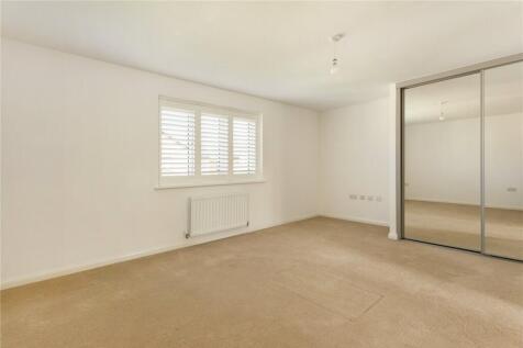 Flora Close, Cheltenham, Gloucestershire, GL52 photo 4