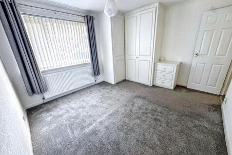 Henson Close, Washington, Tyne and Wear, NE38 7RL photo 5