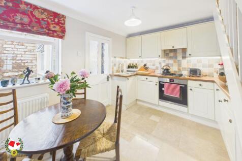 Open Plan Living Room &amp; Kitchen/Diner