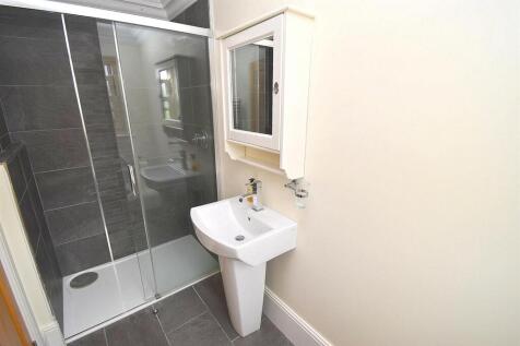 BEDROOM FOUR ENSUITE.JPG