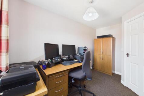 Bedroom: