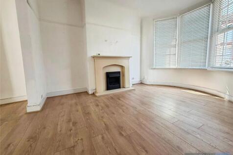 Knoclaid Road, Liverpool, Merseyside, L13 photo 3