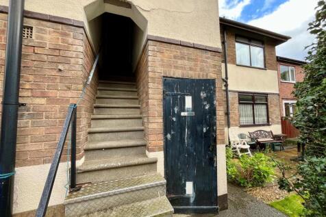 Rear External Stairs.jpg