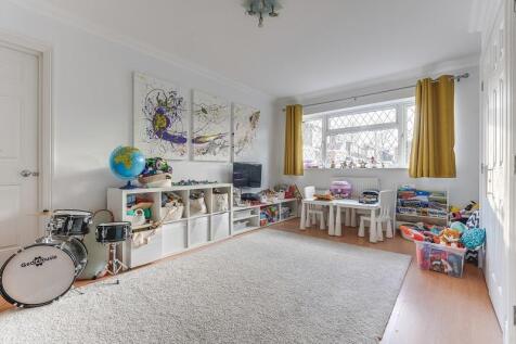 36 Warner Close-17.jpg