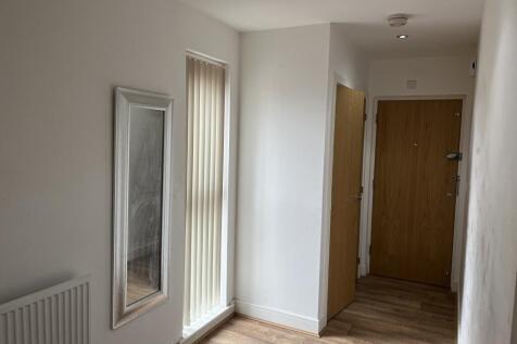 Entrance hallway pic