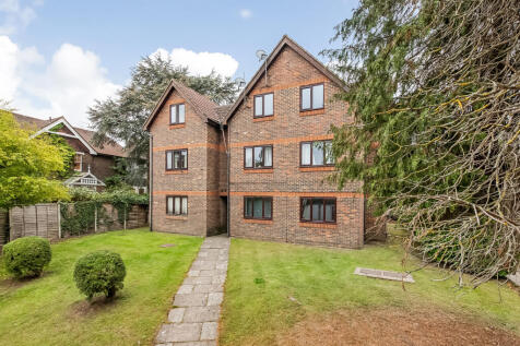 1-bed flat on Winston Rose Court, 273 Addiscombe Road, Croydon, Surrey, CR0, £1,250/mo