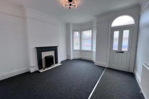 70 Wilsthorpe Road lounge.jpg