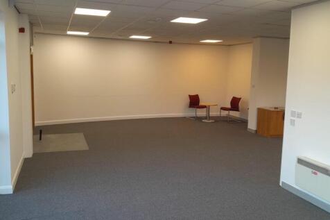 Commercial Property to rent Image 9