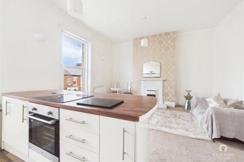 Lounge/Kitchen