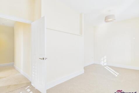 Elms Avenue, Eastbourne, BN21 photo 3