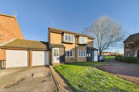 Wokingham, RG41 - property photo