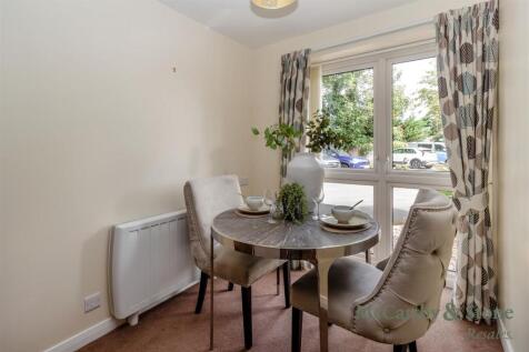 8701825-interior08.jpg