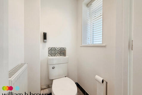 Cloakroom/wc