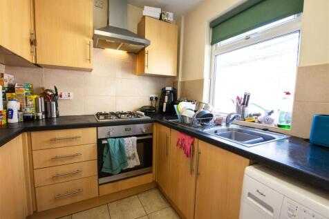 3-bed house on Teignmouth Road, Birmingham, B29, £1,560/mo