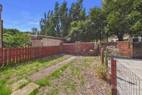 Chapel Lane, Stretford, Manchester, M32 photo 3