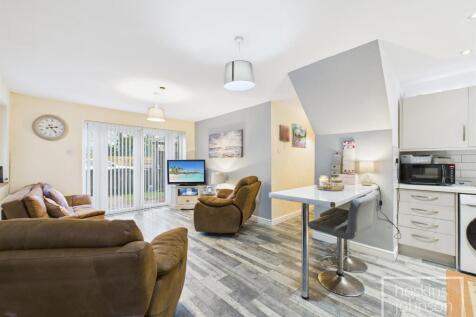 Open Plan Kitchen/Living Area