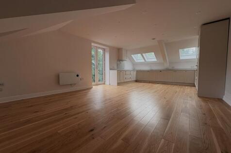 Mill Pool Close, Woodley photo 3