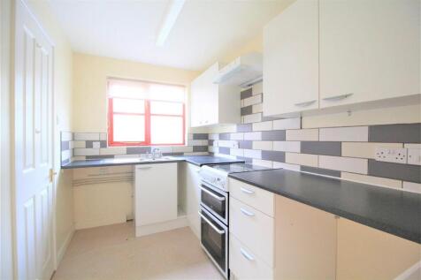 Petrel Close, Torquay photo 5