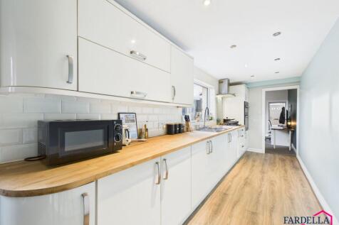 Colne, BB8 - property photo