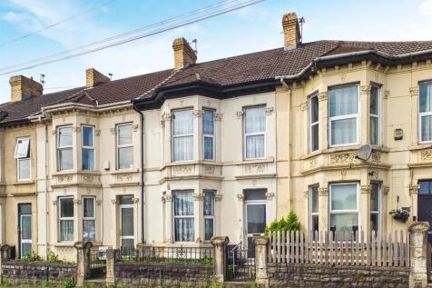 Main - 3-bed terrace for Auction, Kingswood.jpg