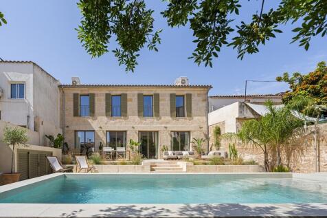 Exterior and Pool (2