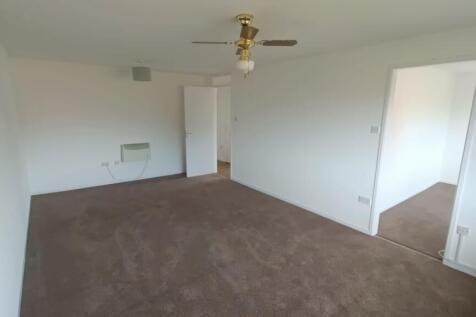 Redwald Road, Rendlesham, Woodbridge photo 4