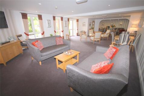 Communal Lounge (2)