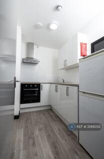Carlton House, Stoke-On-Trent, ST4 photo 4