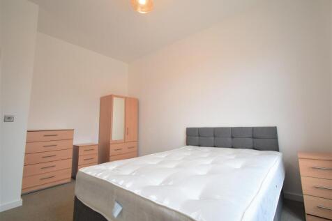 Forest Road, Feltham photo 5
