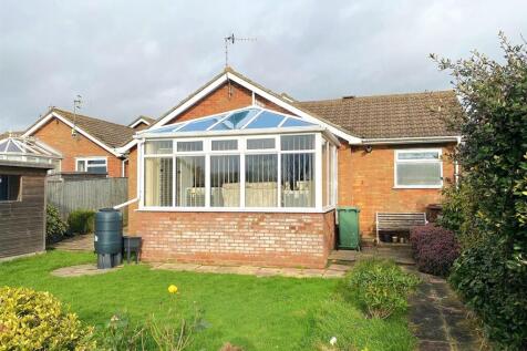 59 Links Drive - Rear1.jpg