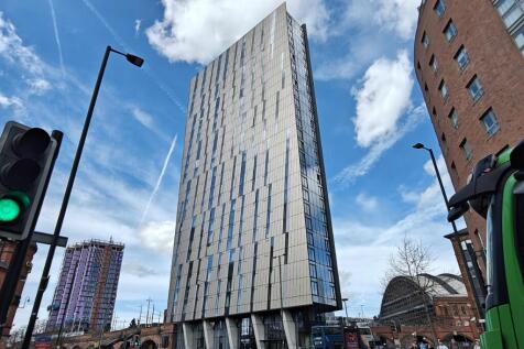 1-bed flat on Whitworth Street West, Manchester, Greater Manchester, M1, £1,400/mo