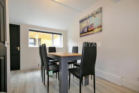 (£165 PPPW) Holly Avenue, Jesmond photo 3