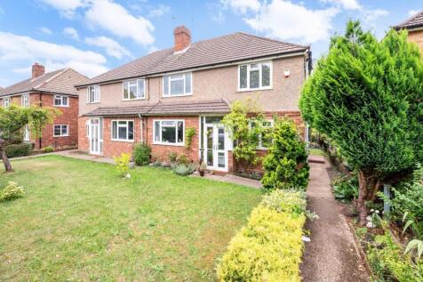 Worcester Park, KT4 - property photo