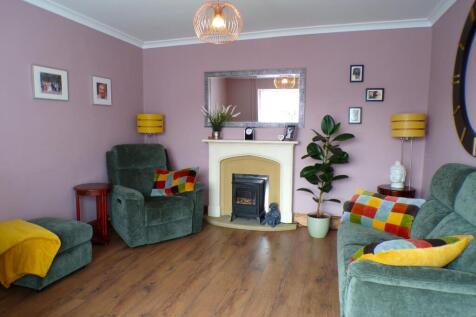 LulworthCres10lnge1.JPG