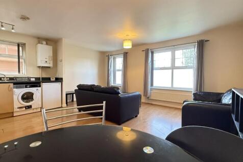 Open Plan Living/Dining/Kitchen