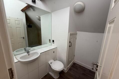 The Old School House, Lodge Street, Keighley photo 4