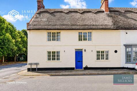 Beautiful thatched cottage