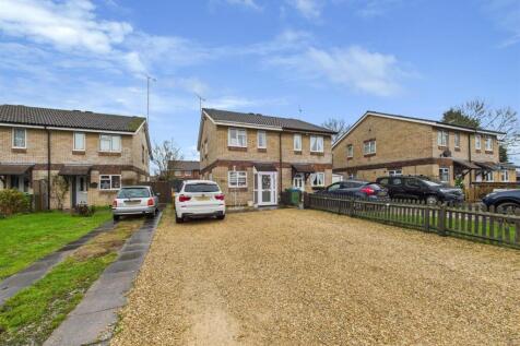 Aylesbury, HP19 - property photo