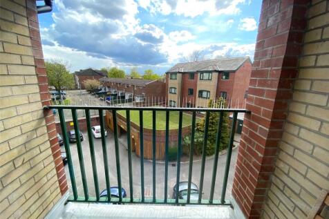 Plymouth Point, Longsight, Manchester, M13 photo 4