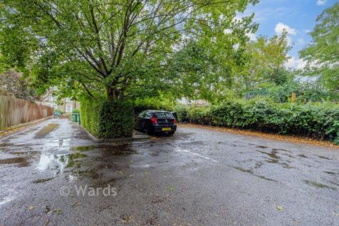 Driveway/Parking