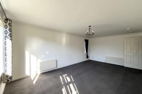 40 Beechwood Gardens, Stirling, FK8 2AX photo 3