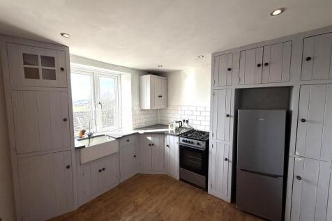 cemetry kitchen.jpg