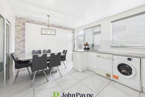 Dining Room/Kitchen